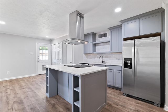 5529 Gates Drive, The Colony, TX 75056