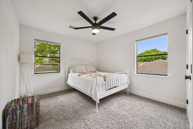 823 Millpond Drive, Sugar Land, TX 77498