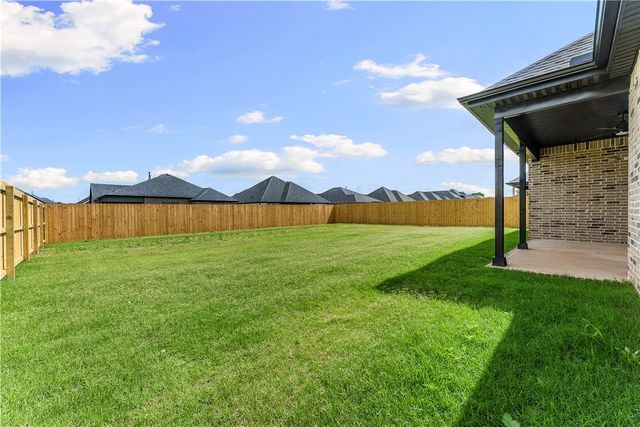 1810 Farmer Street, Pea Ridge, AR 72751