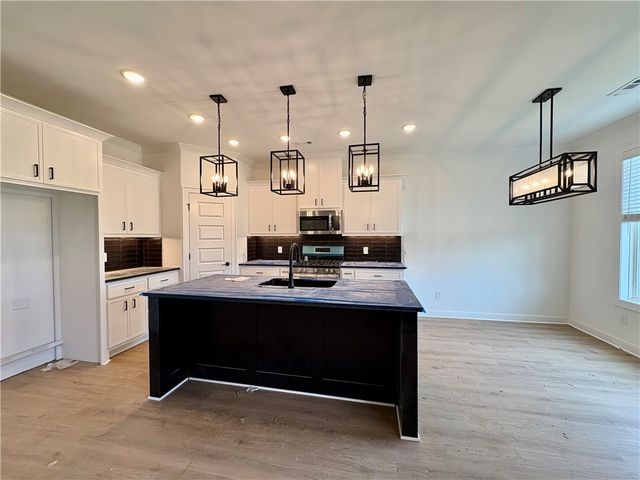 1810 Farmer Street, Pea Ridge, AR 72751