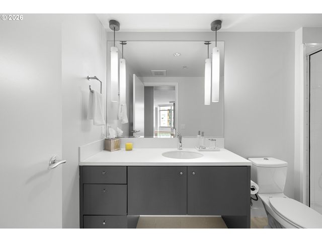 3601 S RIVER Pkwy 1900, Portland, OR 97239