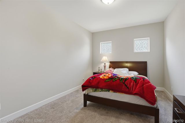 24355 Pinnacle Circle, Lyon Charter Township, MI 48178