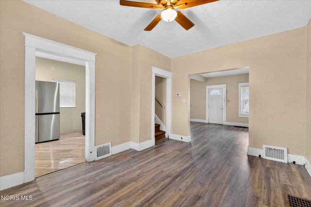 247 E Pearl Street, Toledo, OH 43608