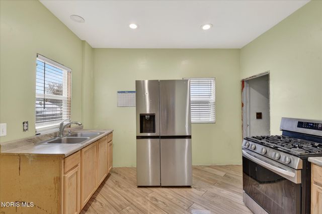 247 E Pearl Street, Toledo, OH 43608