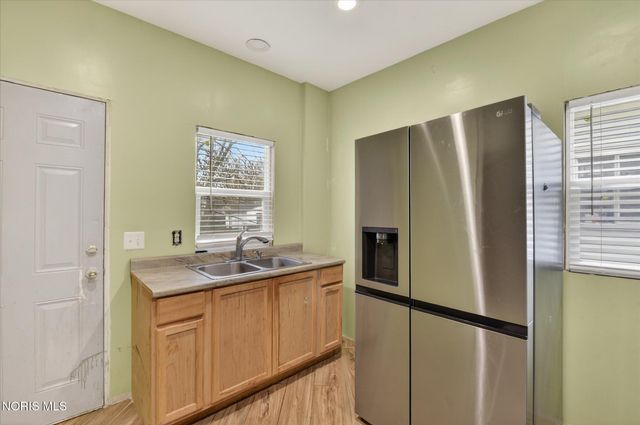 247 E Pearl Street, Toledo, OH 43608