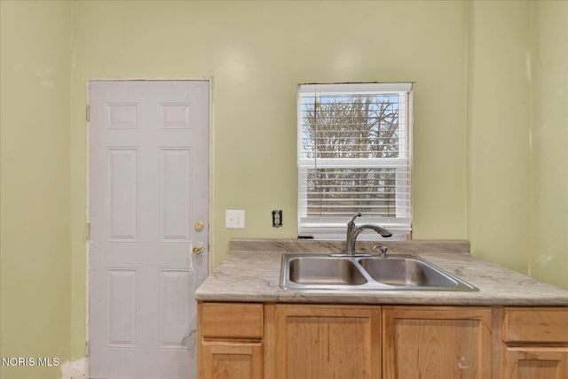 247 E Pearl Street, Toledo, OH 43608