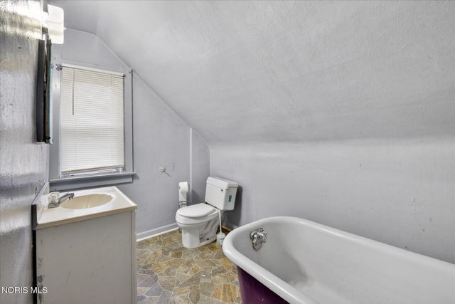 247 E Pearl Street, Toledo, OH 43608