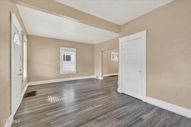 247 E Pearl Street, Toledo, OH 43608