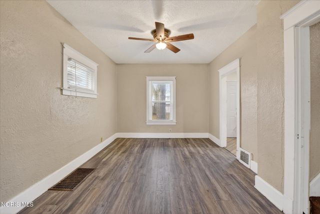 247 E Pearl Street, Toledo, OH 43608