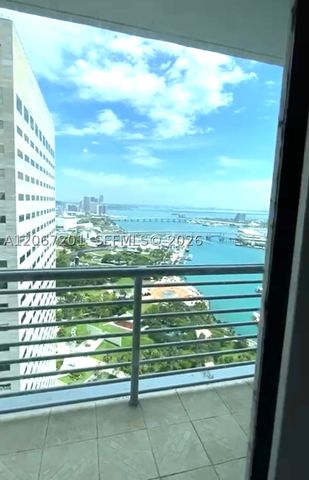 325 S Biscayne Blvd 4214, Miami, FL 33131