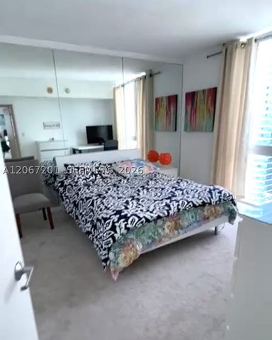 325 S Biscayne Blvd 4214, Miami, FL 33131
