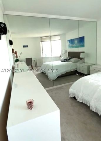 325 S Biscayne Blvd 4214, Miami, FL 33131