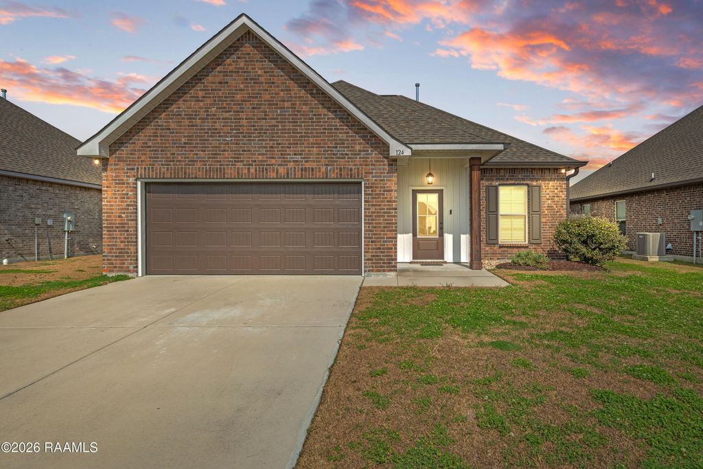 124 Alpine Meadows Lane, Lafayette, LA 70506