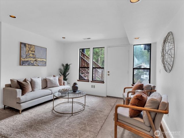 4114 31st Avenue Ct, Gig Harbor, WA 98335