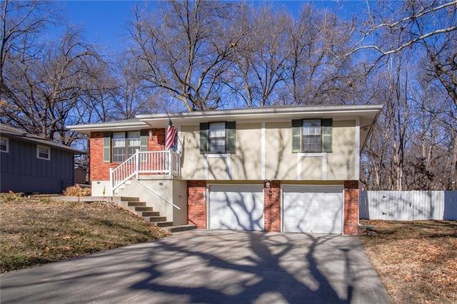 418 NW 78th Terrace, Kansas City, MO 64118