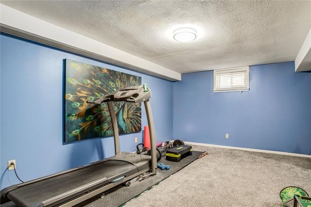 418 NW 78th Terrace, Kansas City, MO 64118