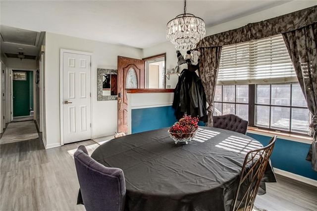 418 NW 78th Terrace, Kansas City, MO 64118