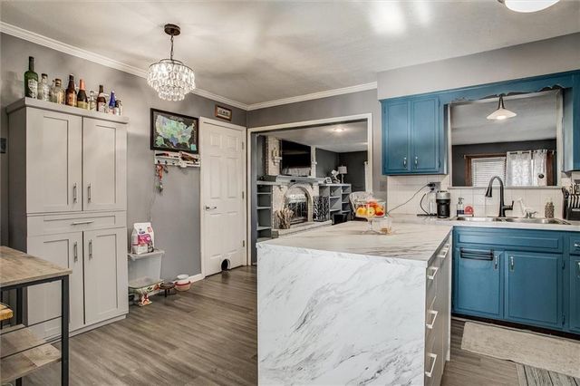 418 NW 78th Terrace, Kansas City, MO 64118