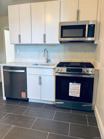 1300 Midland Avenue A-36, Yonkers, NY 10704