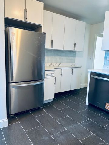 1300 Midland Avenue A-36, Yonkers, NY 10704