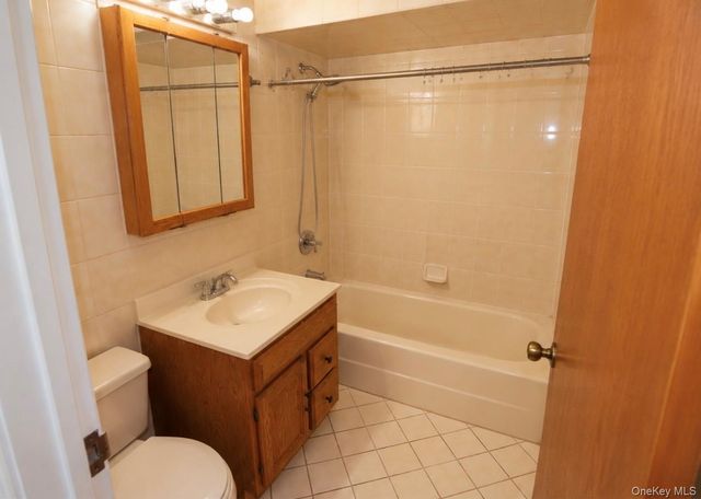 563 Ellsworth Avenue 3, Bronx, NY 10465