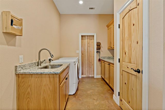 12025 FM 195, Bagwell, TX 75412