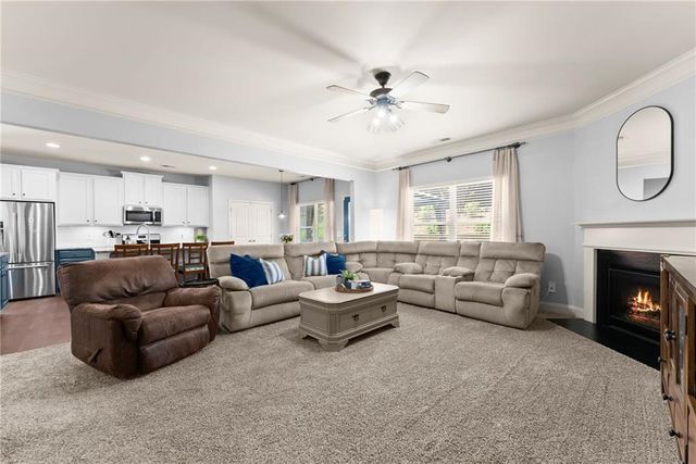 6220 Crescent Landing Drive, Cumming, GA 30028