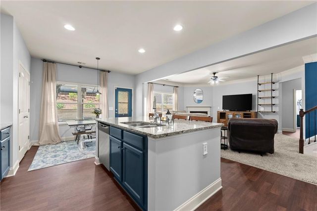 6220 Crescent Landing Drive, Cumming, GA 30028