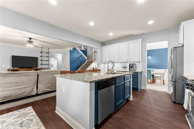 6220 Crescent Landing Drive, Cumming, GA 30028