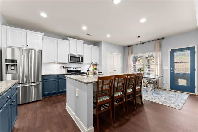 6220 Crescent Landing Drive, Cumming, GA 30028