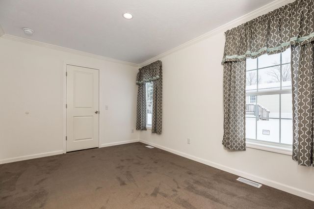 108 Colonial Village, Somersworth, NH 03878