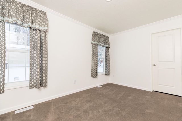 108 Colonial Village, Somersworth, NH 03878