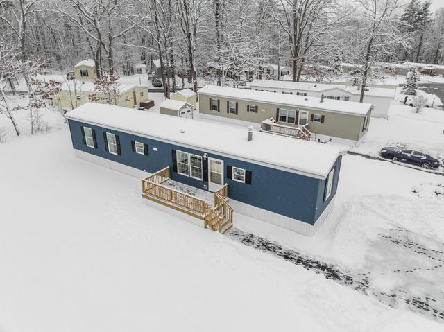 108 Colonial Village, Somersworth, NH 03878