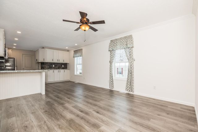 108 Colonial Village, Somersworth, NH 03878