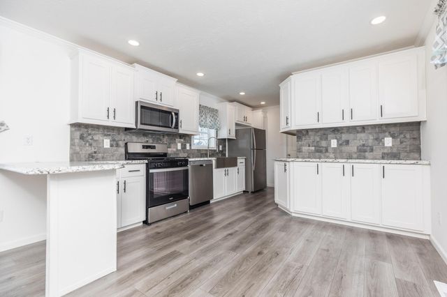 108 Colonial Village, Somersworth, NH 03878