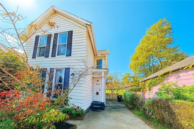2128 W 29th Street, Cleveland, OH 44113