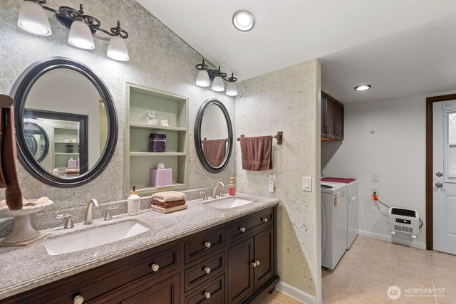 1134 Barton Square, East Wenatchee, WA 98802