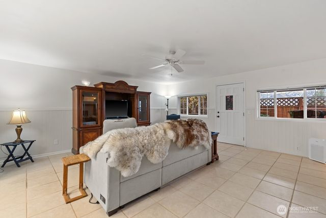 1134 Barton Square, East Wenatchee, WA 98802