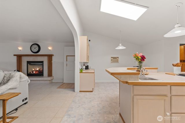 1134 Barton Square, East Wenatchee, WA 98802