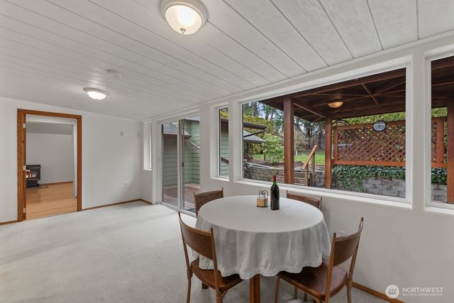 1134 Barton Square, East Wenatchee, WA 98802