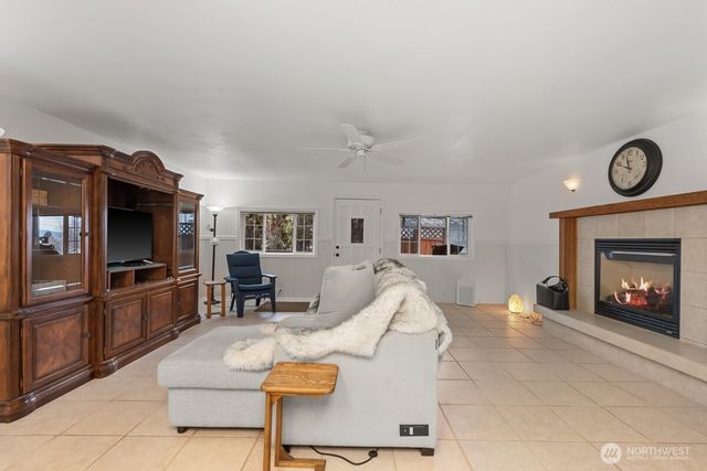 1134 Barton Square, East Wenatchee, WA 98802