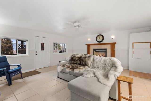 1134 Barton Square, East Wenatchee, WA 98802