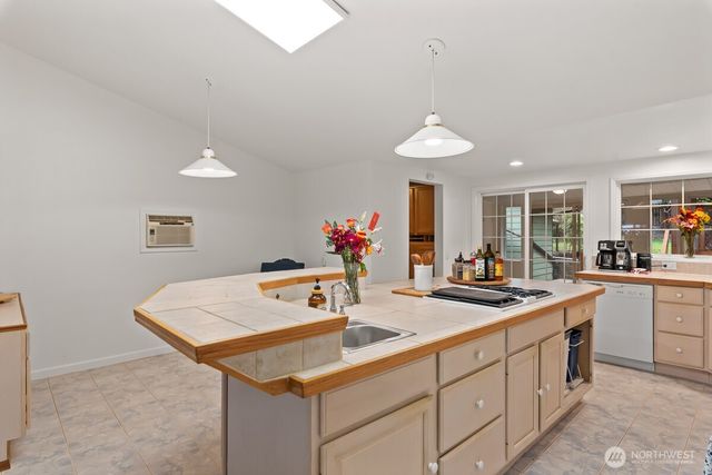 1134 Barton Square, East Wenatchee, WA 98802