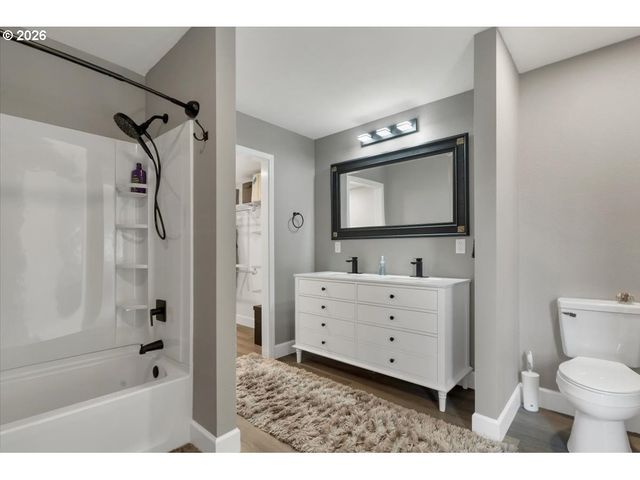 230 Se HOWELL PRAIRIE Rd, Salem, OR 97317