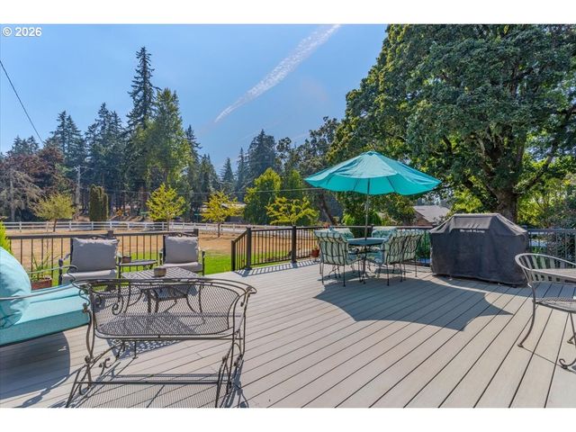 230 Se HOWELL PRAIRIE Rd, Salem, OR 97317