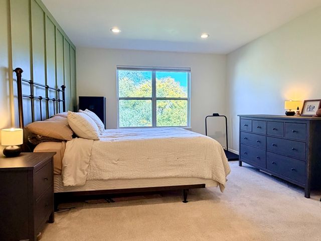 1226 CHESTERTON Drive, Volo, IL 60020