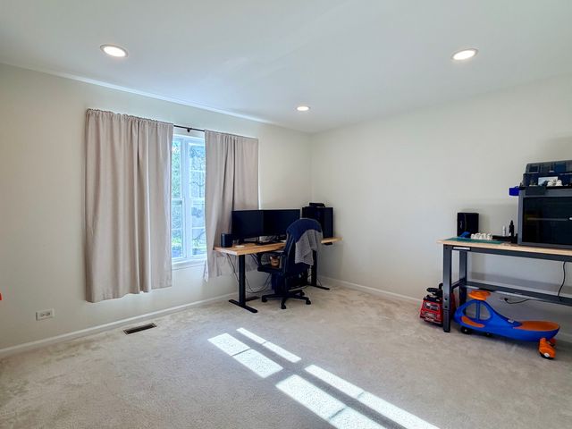 1226 CHESTERTON Drive, Volo, IL 60020