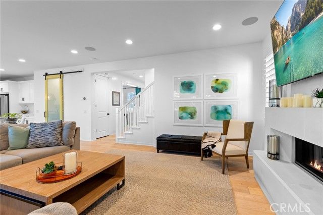 1605 E Buffalo, Santa Ana, CA 92705