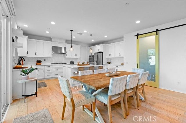 1605 E Buffalo, Santa Ana, CA 92705