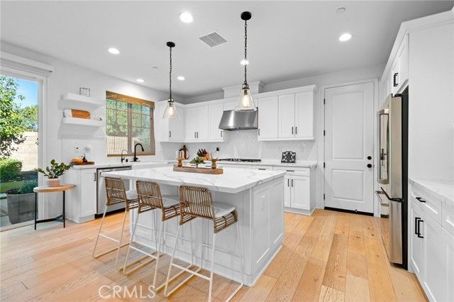 1605 E Buffalo, Santa Ana, CA 92705